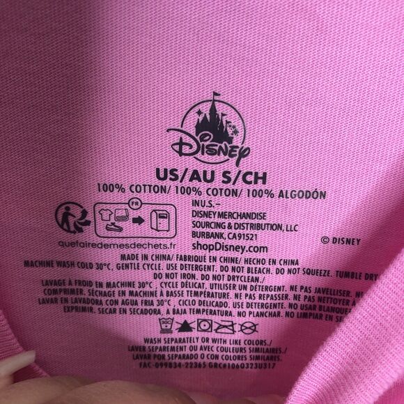 Disney T Shirt Men Small Pink Rainbow Mickey Mouse Head Pride Collection NWT - Picture 4 of 6